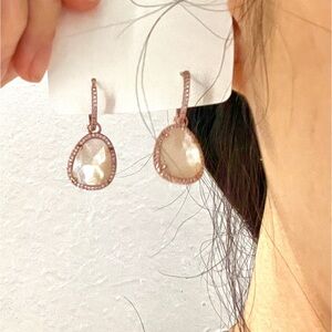 AMP Monaco  rose gold WHITE NACRE earrings